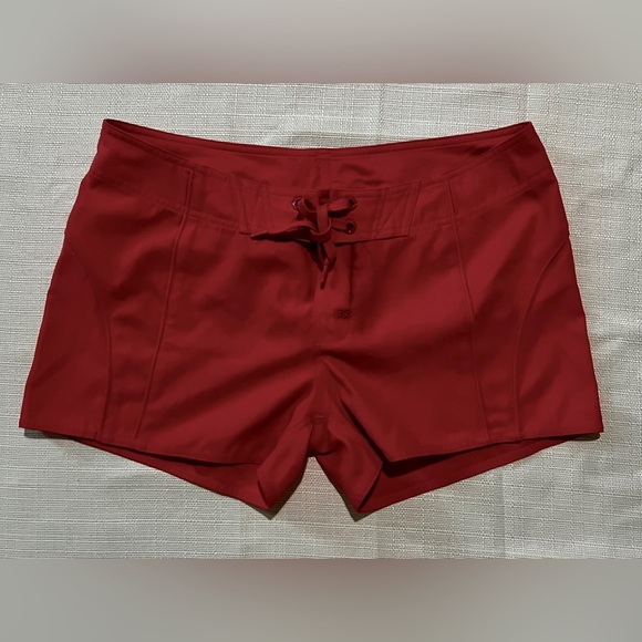 The North Face Women's Swim Ocean Orange Shorts Size 8 - Picture 1 of 9